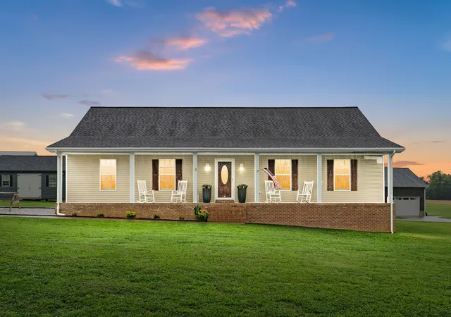 Homes for sale in Cadiz, KY | 54 Victoria Dr, Cadiz, KY 42211 | MLS# 3248069