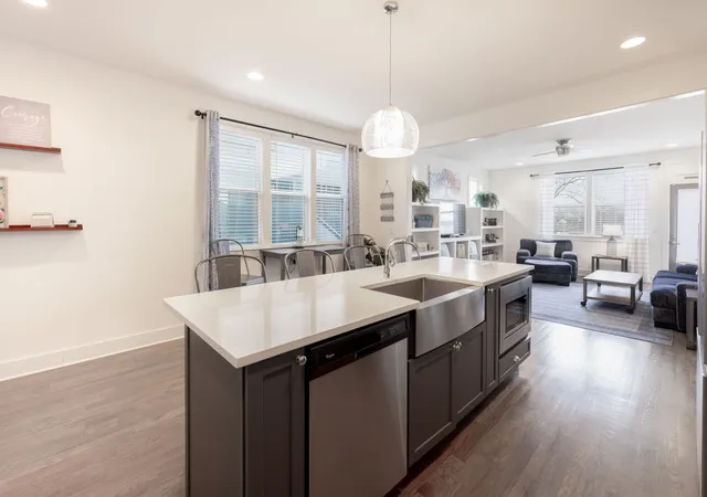 Photo 3 of Single family home for sale at 628b Annex Ave, Nashville, TN 37209 | MLS# 3525755 | Listing updated on 2026-10-08