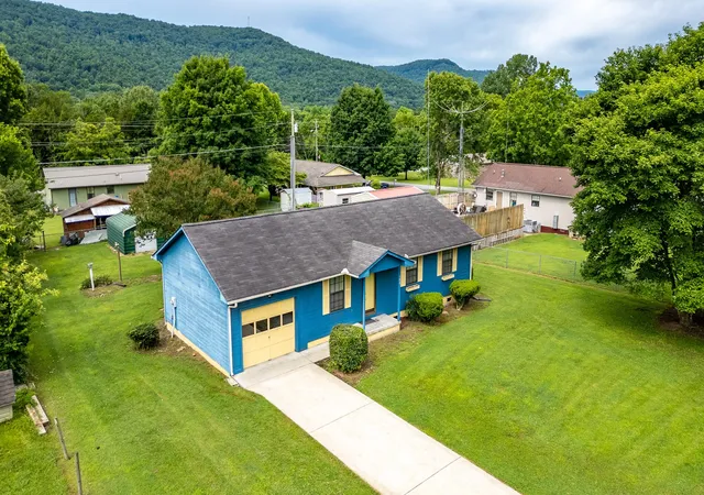 2nd image of 192 Cedar Point Lane, South Pittsburg, TN 37380 | MLS# 3337296