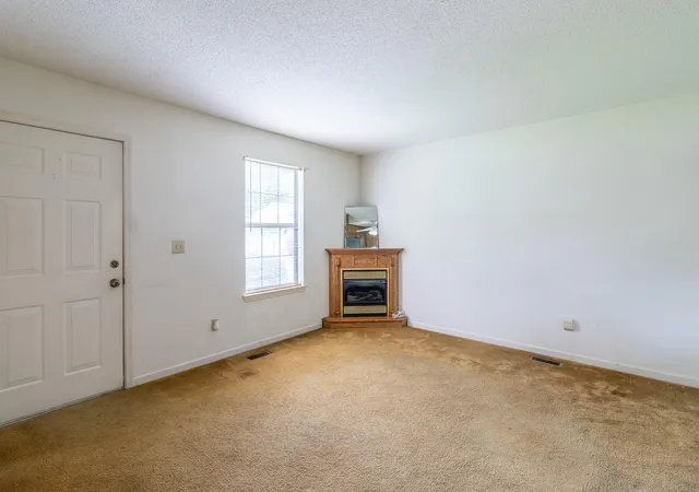 Photo 3 of Single family home for sale at 192 Cedar Point Ln, South Pittsburg, TN 37380 | MLS# 3337296 | Listing updated on 2026-08-30