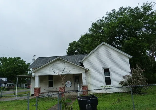 Homes for sale in Tullahoma, TN | 410 S Franklin St S, Tullahoma, TN 37388 | MLS# 3248140