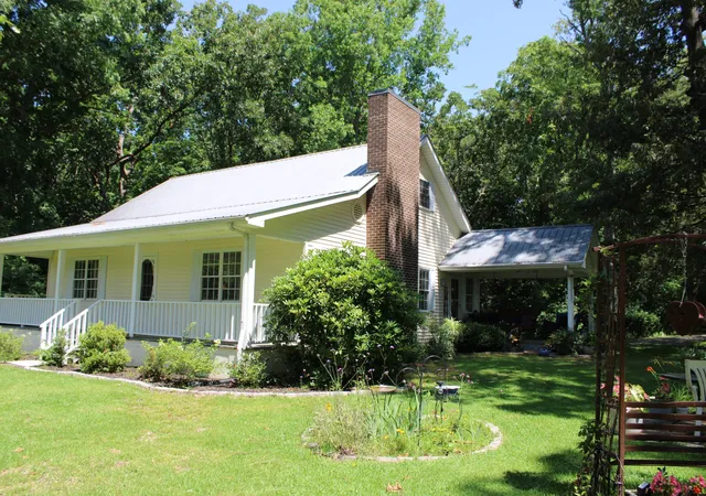 Photo 1 of Single family home for sale at 612 Bost Rd, Mc Minnville, TN 37110 | MLS# 3250913 | Listing updated on 2026-10-21