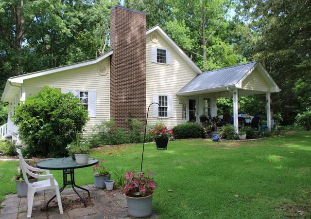 Photo 2 of Single family home for sale at 612 Bost Rd, Mc Minnville, TN 37110 | MLS# 3250913 | Listing updated on 2026-10-21