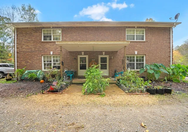 2nd image of 10116 Sneed Pt, Lyles, TN 37098 | MLS# 3276572
