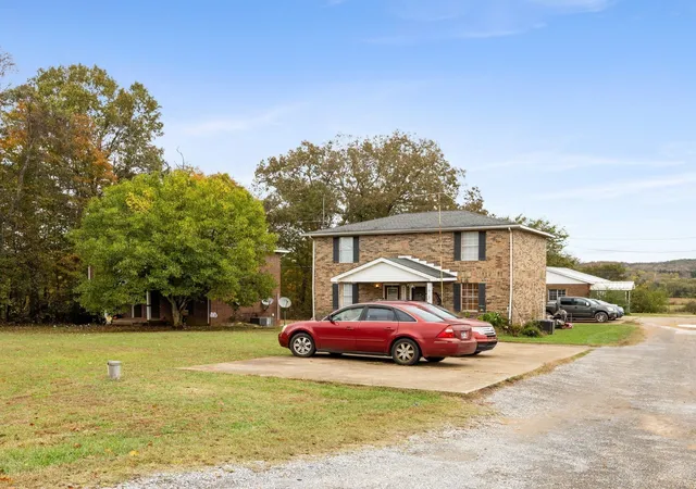 Listing Photo 4 - Condo for sale in building located at 5608 Hwy 48 N, Dickson, TN 37055