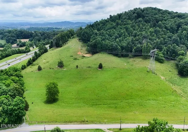 Homes for sale in Johnson City, TN | 5 Frog Level Rd, Johnson City, TN 37615 | MLS# 3248149