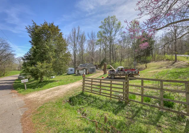 5th image of 1200 Bloom Landing Rd, Charlotte, TN 37036 | MLS# 3248165