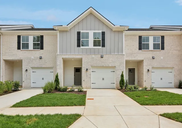 Homes for sale in Fairview, TN | 7163 Cedarcrest Ct, Fairview, TN 37062 | MLS# 3248796