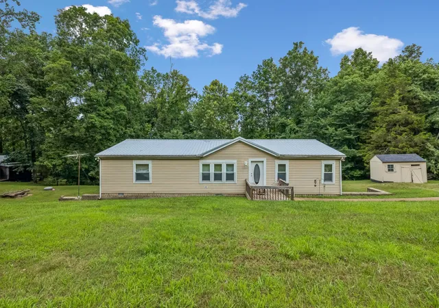 Homes for sale in Lyles, TN | 8896 Greer Rd, Lyles, TN 37098 | MLS# 3263218