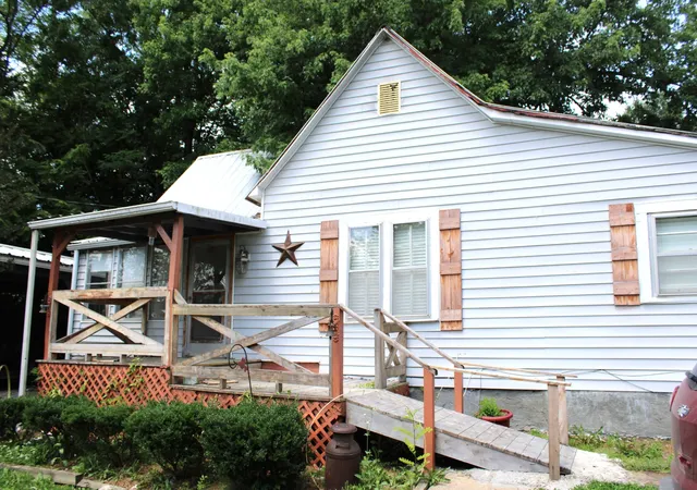 Homes for sale in Mc Minnville, TN | 93 W Green Hill Rd, Mc Minnville, TN 37110 | MLS# 3248263