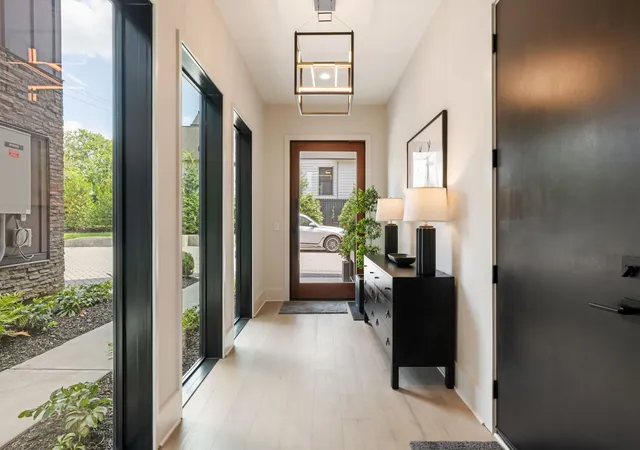Photo 4 of Single family home for sale at 4117 Lone Oak Rd #7, Nashville, TN 37215 | MLS# 3253540 | Listing updated on 2026-08-20