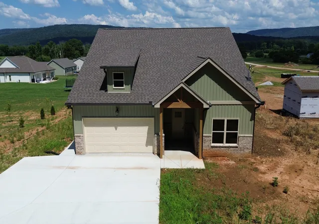 Homes for sale in Pelham, TN | 2266 White Ridge Rd, Pelham, TN 37366 | MLS# 3248297
