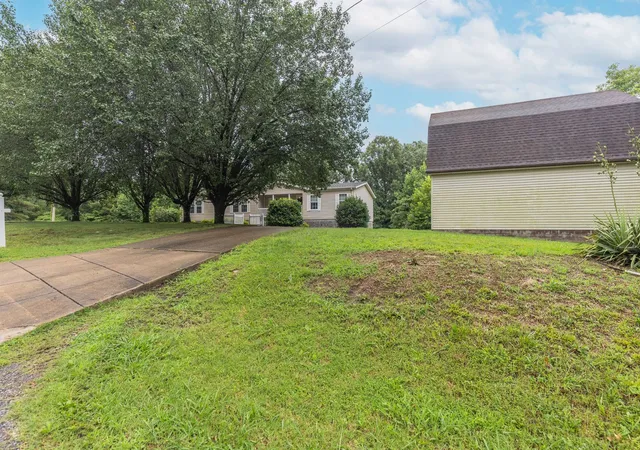 Homes for sale in Tennessee Ridge, TN | 3895 Old Stewart Rd, Tennessee Ridge, TN 37178 | MLS# 3251256