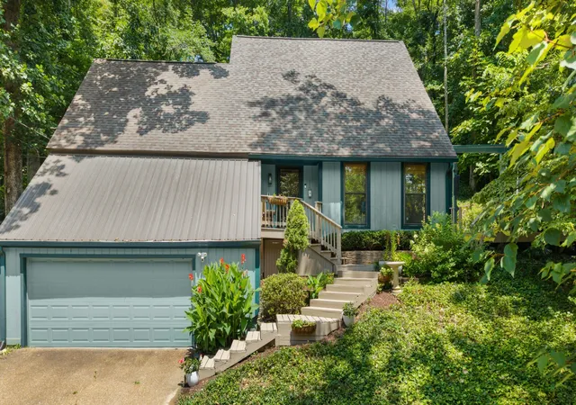 Homes for sale in Nashville, TN | 477 Saddle Dr, Nashville, TN 37221 | MLS# 3262137