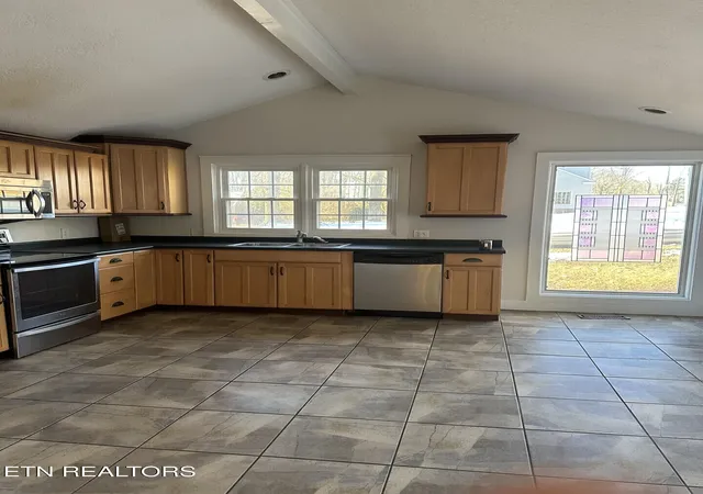 Homes for sale in Norris, TN | 142 W Norris Rd, Norris, TN 37828 | MLS# 3248310