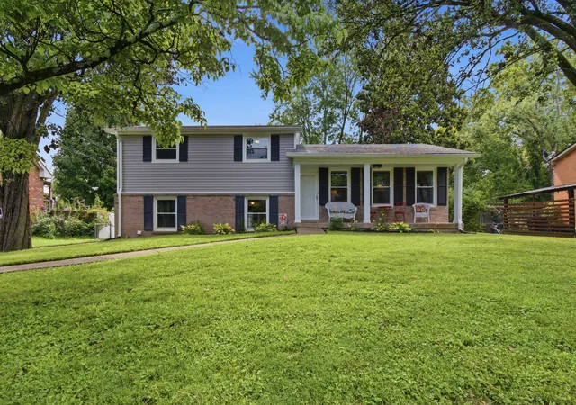 Photo 1 of Sale Pending at 445 Harwell Dr, Hermitage, TN 37076 | MLS# 3305262 | Listing updated on 2026-09-27