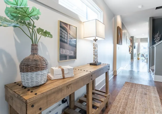 Photo 3 of Multi family home for sale at 20 Fern Ave, Nashville, TN 37207 | MLS# 3248375 | Listing updated on 2026-06-25
