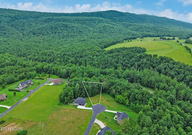 Photo 1 of Land for sale at 0 Suzie Ct, Crossville, TN 38555 | MLS# 3248420 | Listing updated on 2026-08-20