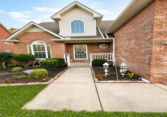 Photo 2 of Single family home for sale at 1308 Springmore Ct, Antioch, TN 37013 | MLS# 3510359 | Listing updated on 2026-08-12