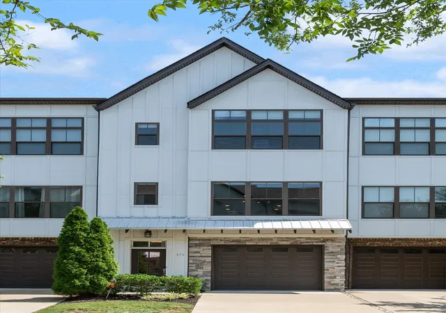 Photo 2 of Townhouse for sale at 171 Stonecrest Dr, Nashville, TN 37209 | MLS# 3312269 | Listing updated on 2026-08-06
