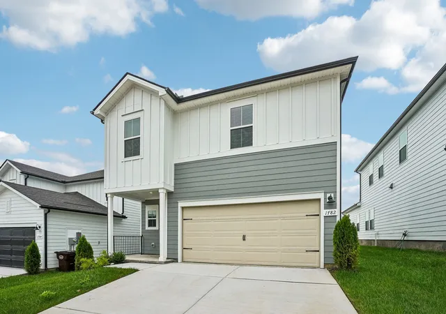Photo 2 of Sale Pending at 1782 Flora Grv, Hermitage, TN 37076 | MLS# 3250256 | Listing updated on 2026-09-28
