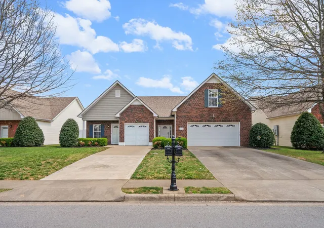 Photo 2 of Single family home for sale at 3737 Meadow Ridge Ln, Clarksville, TN 37040 | MLS# 3248477 | Listing updated on 2026-08-29