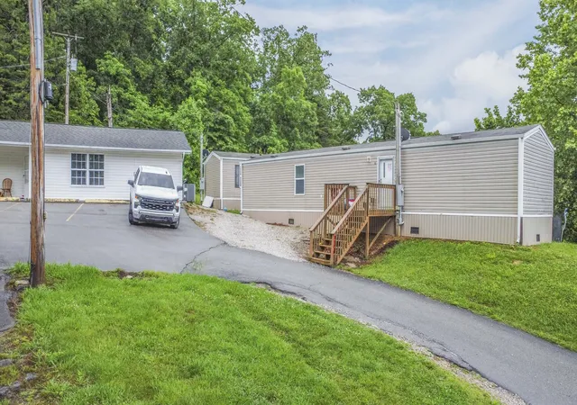 Homes for sale in Maynardville, TN | 6364 Maynardville Hwy, Maynardville, TN 37807 | MLS# 3250985