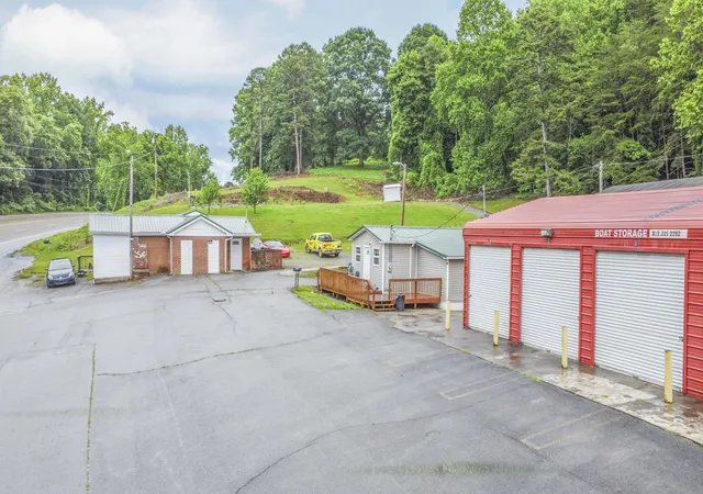 Homes for sale in Maynardville, TN | 6364 Maynardville Hwy, Maynardville, TN 37807 | MLS# 3250985