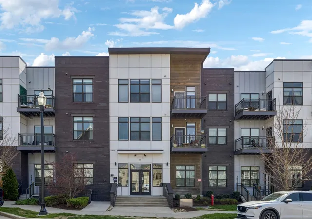 Photo 2 of Condo for sale at 1638 54th Avenue N #202, Nashville, TN 37209 | MLS# 3335745 | Listing updated on 2026-08-24
