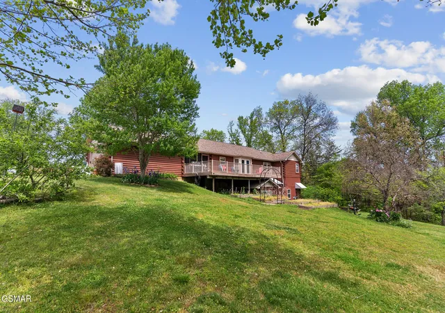 3rd image of 615 Harold Dr, Maryville, TN 37803 | MLS# 3268907