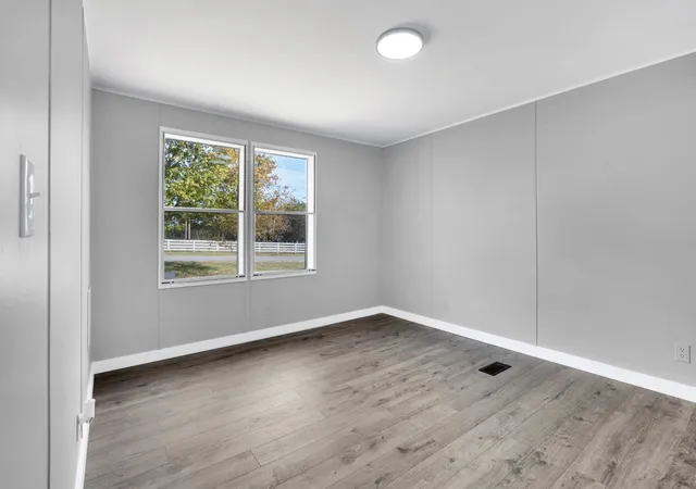 Photo 4 of Manufactured home for sale at 2403 Hwy 130, Petersburg, TN 37144 | MLS# 3254876 | Listing updated on 2026-09-28