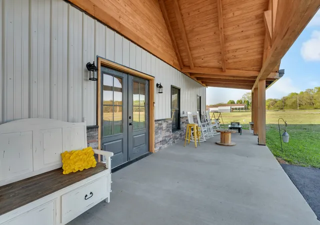 4th image of 110 Buzzard Roost Rd, Chapel Hill, TN 37034 | MLS# 3255169