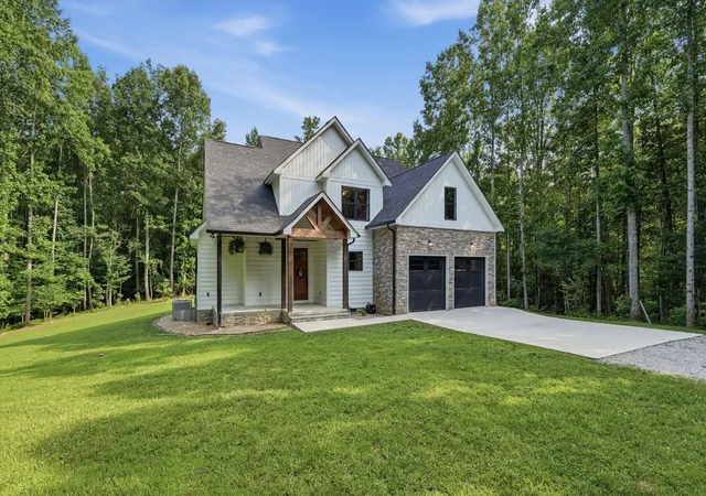 Homes for sale in Lynchburg, TN | 209 Tree Hill Ln, Lynchburg, TN 37352 | MLS# 3251674