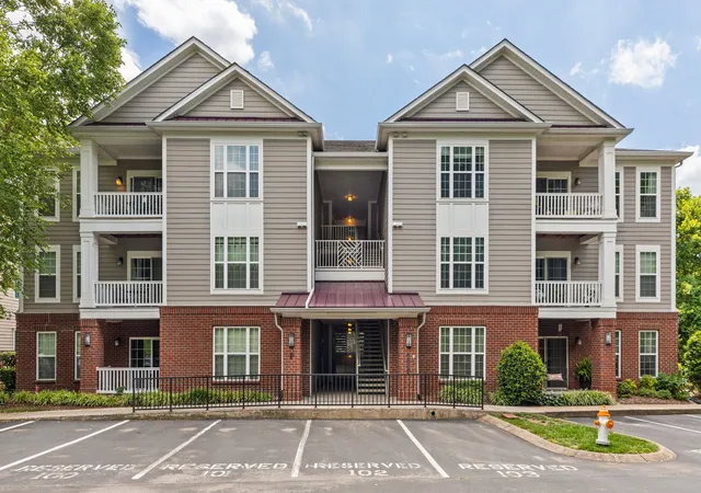 Photo 2 of Condo for sale at 4847 Bevendean Dr #4, Nashville, TN 37211 | MLS# 3250996 | Listing updated on 2026-08-30