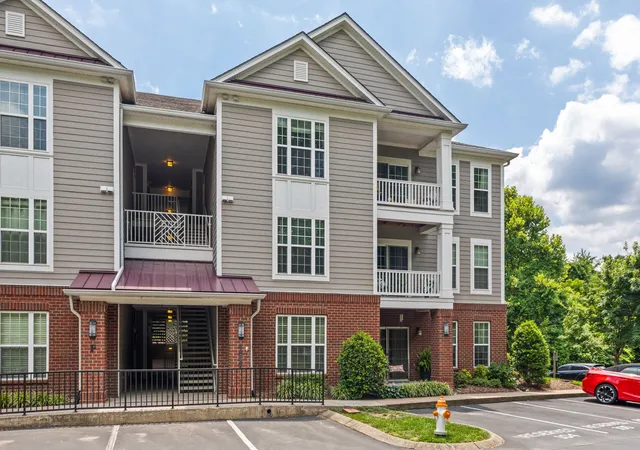 Photo 3 of Condo for sale at 4847 Bevendean Dr #4, Nashville, TN 37211 | MLS# 3250996 | Listing updated on 2026-08-30