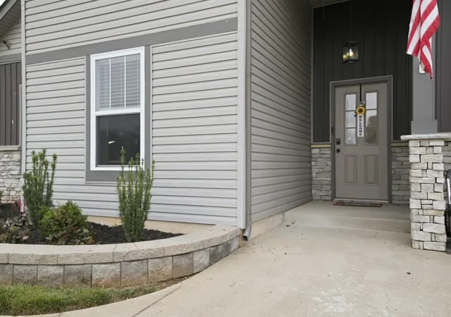 Photo 3 of Single family home for sale at 1024 Michaela Cir, Clarksville, TN 37043 | MLS# 3255860 | Listing updated on 2026-08-20