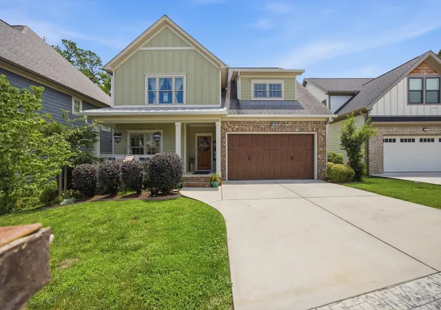 Photo 2 of Single family home for sale at 2612 Wendell Way, Chattanooga, TN 37421 | MLS# 3248662 | Listing updated on 2026-08-30