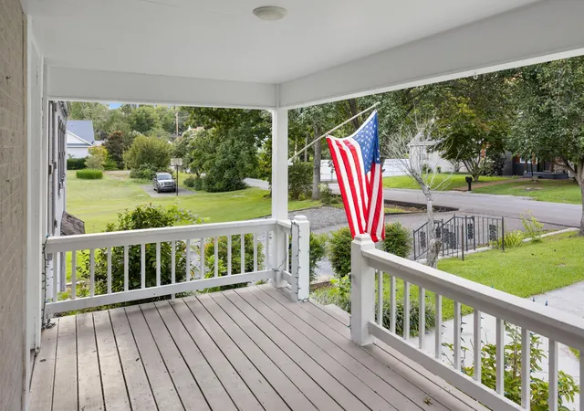 Photo 3 of Single family home for sale at 113 Boyd Ave, Mc Minnville, TN 37110 | MLS# 3248733 | Listing updated on 2026-10-26