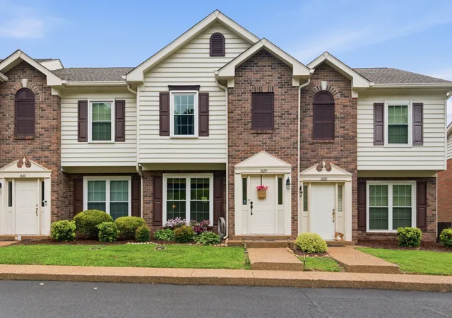 Photo 3 of Townhouse for sale at 1629 Brentwood Pointe, Franklin, TN 37067 | MLS# 3254712 | Listing updated on 2026-08-24