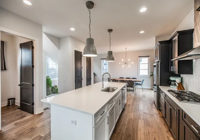 2nd image of 398 36th Ave N, Nashville, TN 37209 | MLS# 3250458