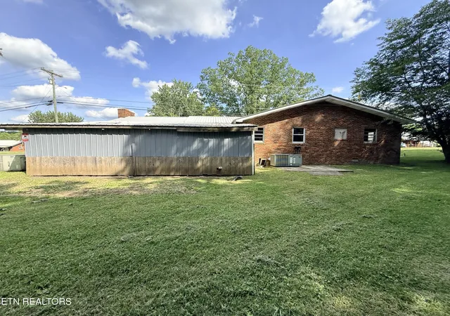 Homes for sale in Jamestown, TN | 331 Whiteoak St, Jamestown, TN 38556 | MLS# 3248719