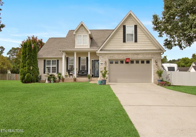 Photo 1 of Single family home for sale at 136 Thoroughbred Dr, Cleveland, TN 37312 | MLS# 3248723 | Listing updated on 2026-09-15