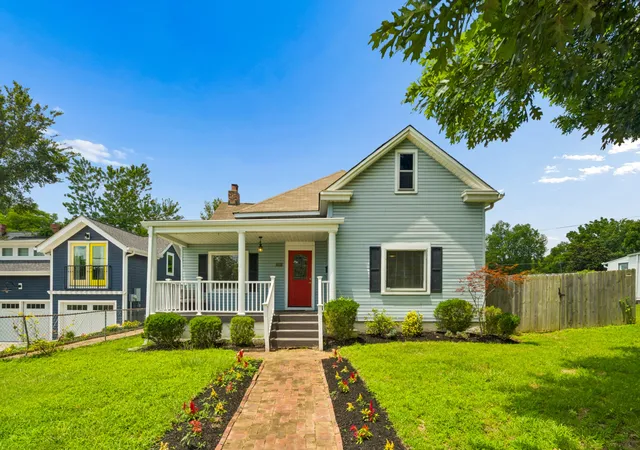 1st image of 810 Porter Rd, Nashville, TN 37206 | MLS# 3256580