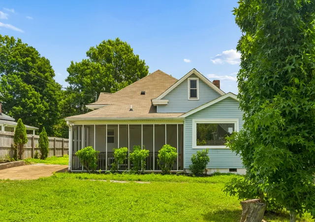 2nd image of 810 Porter Rd, Nashville, TN 37206 | MLS# 3256580