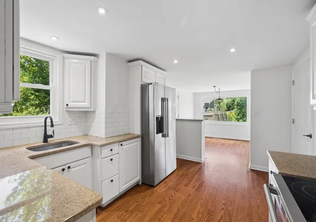 3rd image of 810 Porter Rd, Nashville, TN 37206 | MLS# 3256580