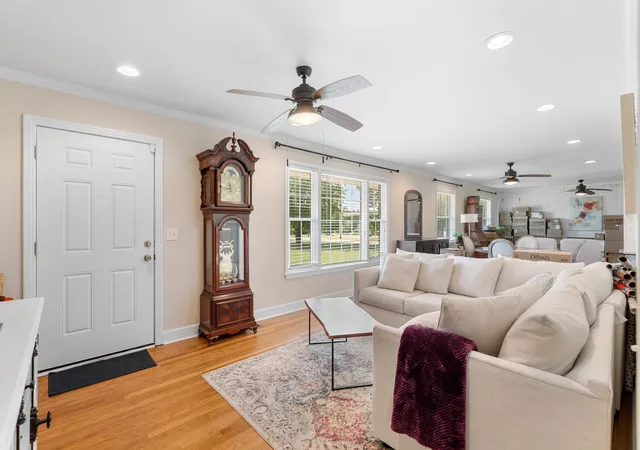 Photo 3 of Single family home for sale at 3013 Stanwyck Dr, Nashville, TN 37207 | MLS# 3250271 | Listing updated on 2026-08-20