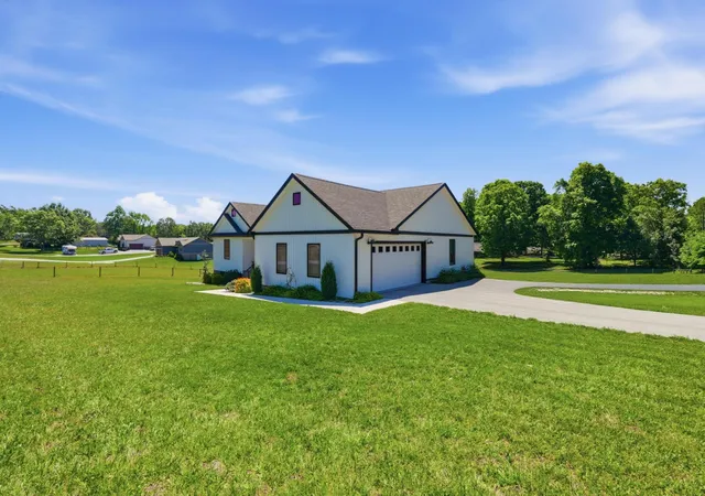 Homes for sale in Cookeville, TN | 103 Joe Harris Ln, Cookeville, TN 38506 | MLS# 3249127