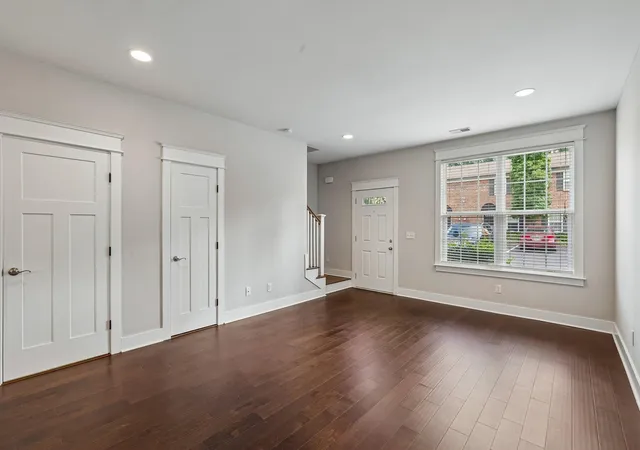Photo 3 of Townhouse for sale at 109 Porter Ter, Nashville, TN 37206 | MLS# 3248809 | Listing updated on 2026-08-05