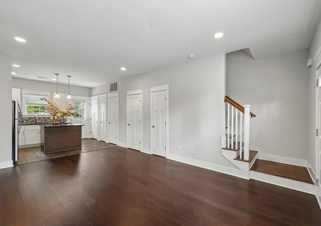 Photo 4 of Townhouse for sale at 109 Porter Ter, Nashville, TN 37206 | MLS# 3248809 | Listing updated on 2026-08-05