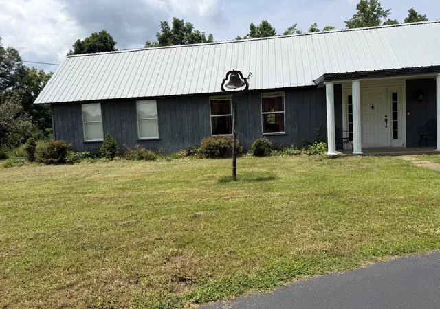 Homes for sale in Hohenwald, TN | 232 Cane Creek Rd, Hohenwald, TN 38462 | MLS# 3250297